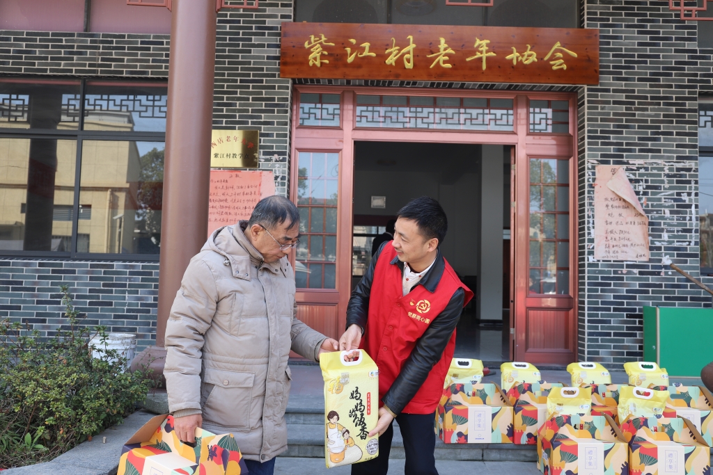 暖春意，敬老情-不朽情缘多年坚持慰问孤寡老人